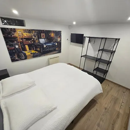 Location Au Pied Du Circuit لو مان