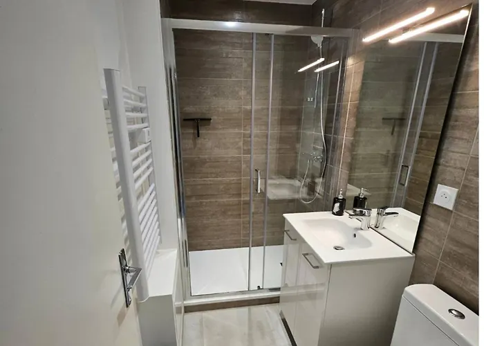 Location Au Pied Du Circuit * Le Mans