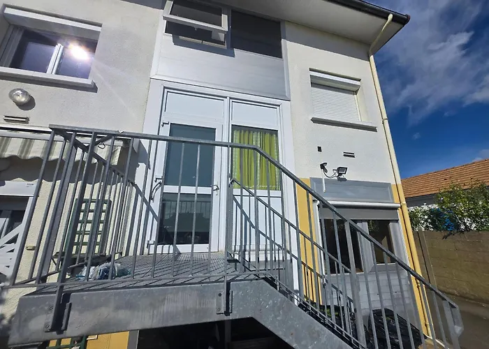 Location Au Pied Du Circuit *